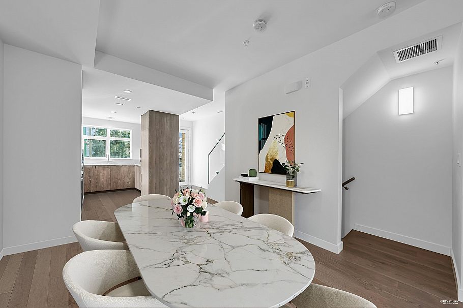 4 1960 Glenaire Drive North Vancouver, BC - 6