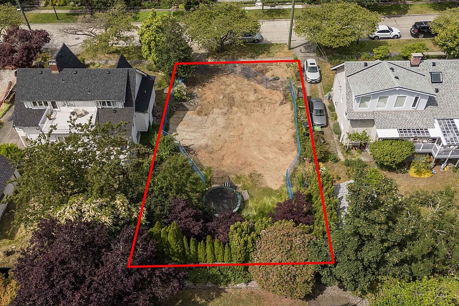 3540 W 39th Avenue Vancouver, BC - 12