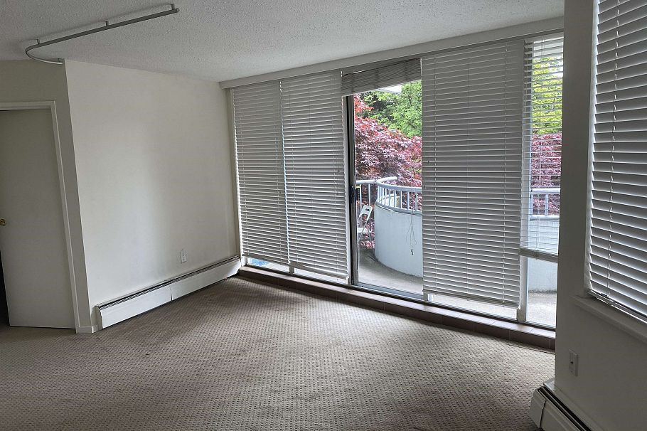 202 4691 W 10th Avenue Vancouver, BC - 3