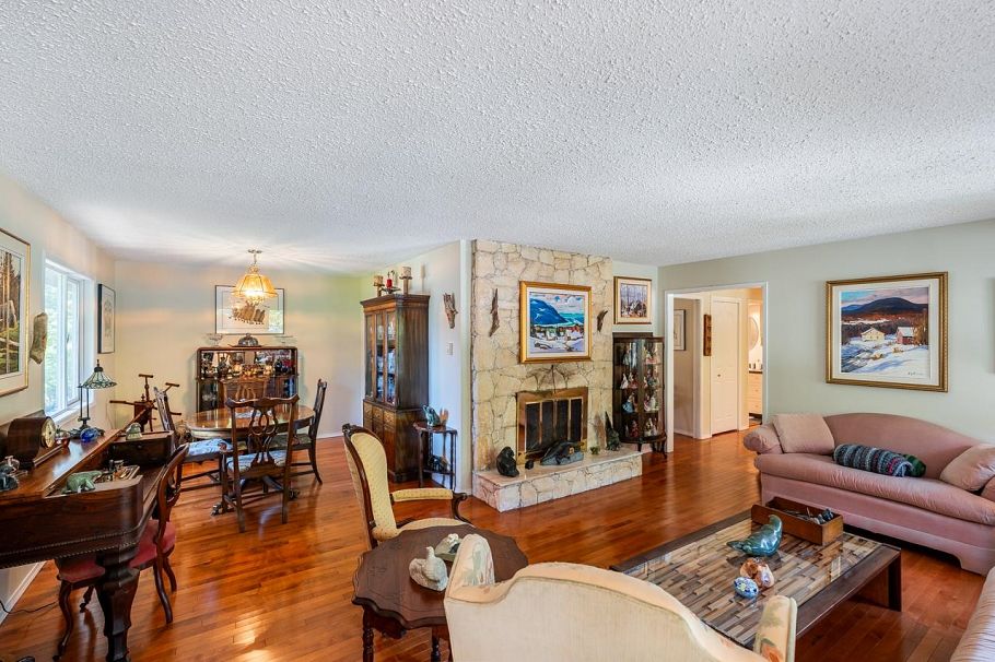 3031 Duval Road North Vancouver, BC - 8