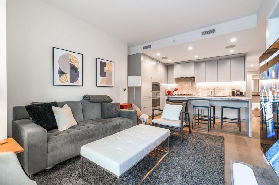 802 7418 Paulson Street Vancouver, BC - 8