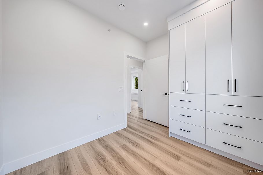 4318 Nanaimo Street Vancouver, BC - 14