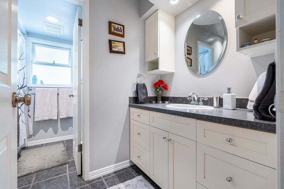 3031 Duval Road North Vancouver, BC - 26