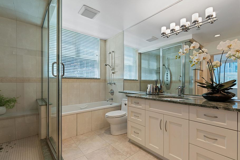 L302 1550 Coal Harbour Quay Vancouver, BC - 22