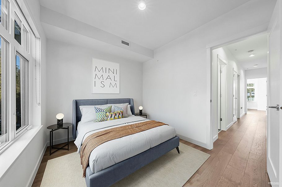 4 1960 Glenaire Drive North Vancouver, BC - 8