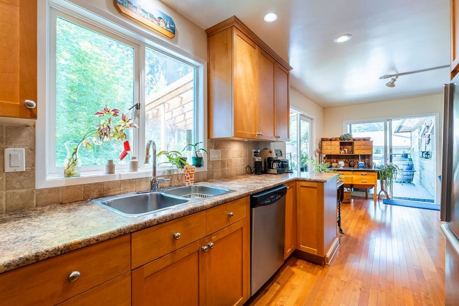 3031 Duval Road North Vancouver, BC - 13