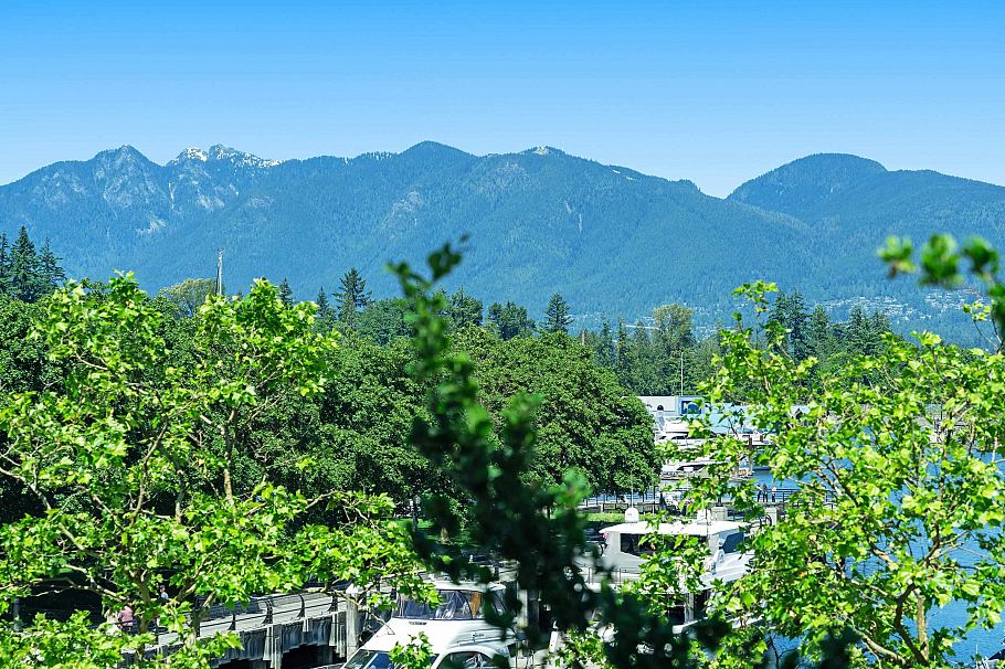 L302 1550 Coal Harbour Quay Vancouver, BC - 31