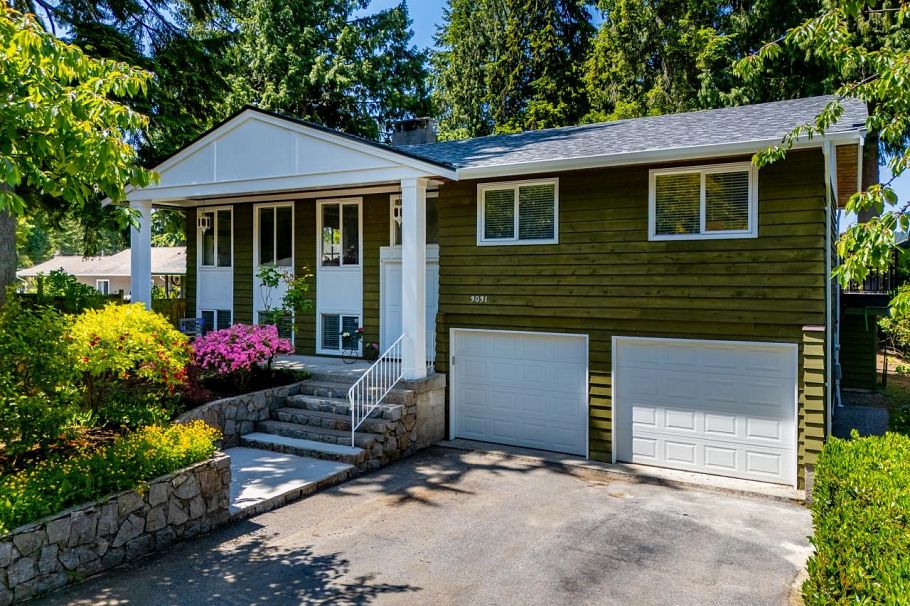 3031 Duval Road North Vancouver, BC - 1