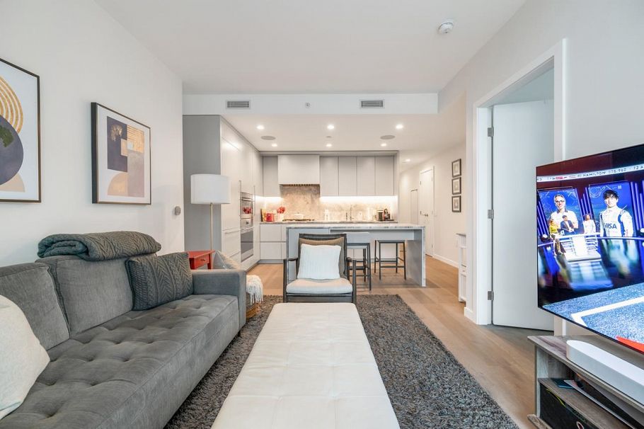 802 7418 Paulson Street Vancouver, BC - 9