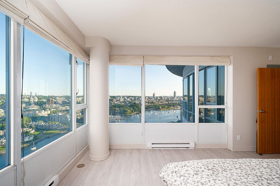 3903 1033 Marinaside Crescent Vancouver, BC - 15