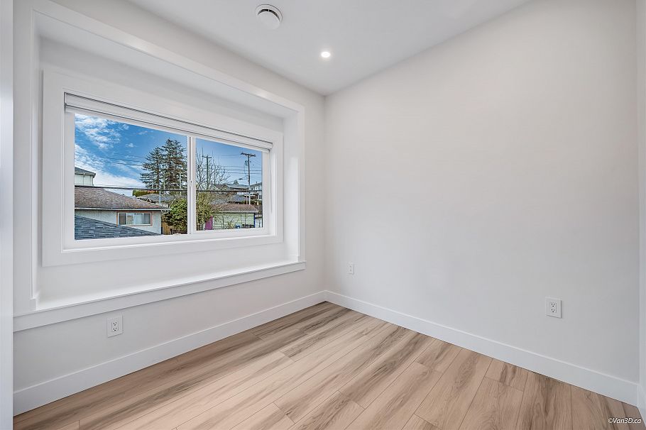 4318 Nanaimo Street Vancouver, BC - 15