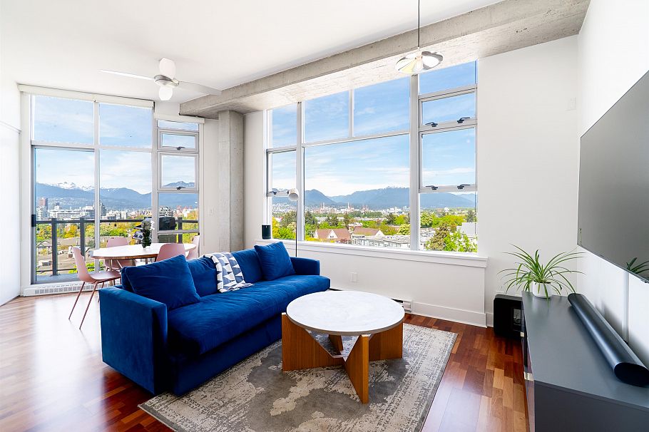 607 2635 Prince Edward Street Vancouver, BC - 2