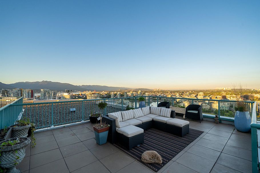 3903 1033 Marinaside Crescent Vancouver, BC - 18