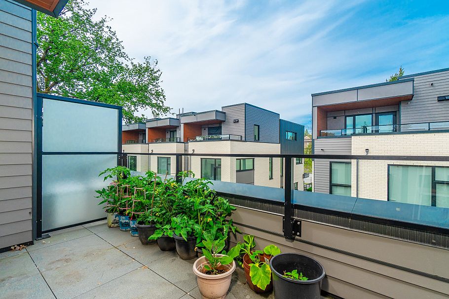 12 6778 Oak Street Vancouver, BC - 21