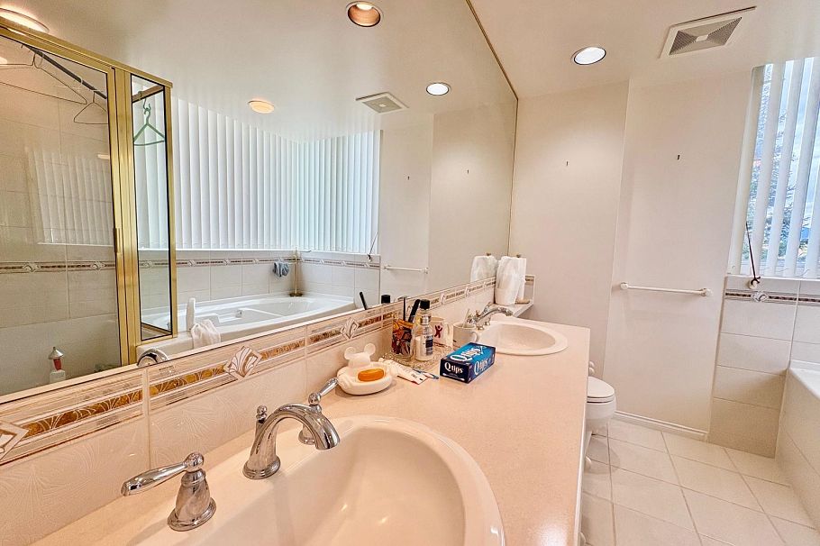 707 5775 Hampton Place Vancouver, BC - 22