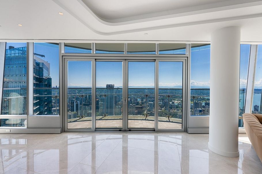 PH3 1151 W Georgia Street Vancouver, BC - 2