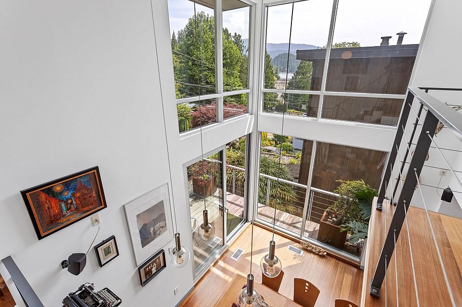 4527 Strathcona Road North Vancouver, BC - 5