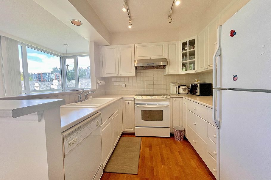 707 5775 Hampton Place Vancouver, BC - 11