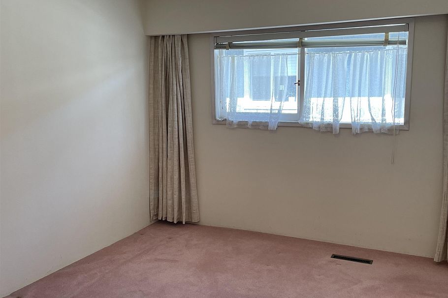 749 W 60th Avenue Vancouver, BC - 4