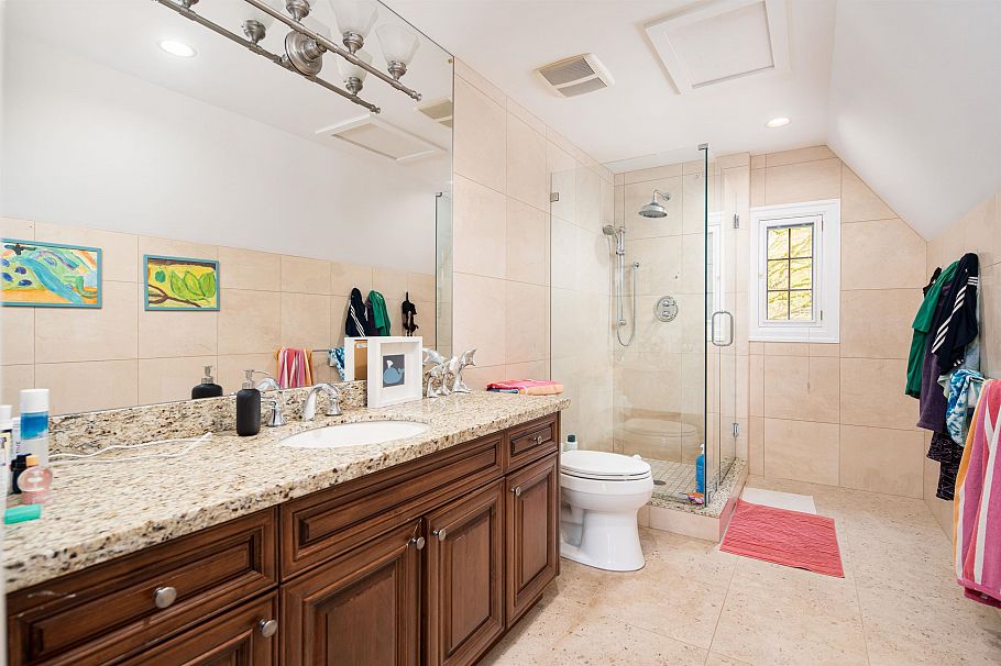 1678 Somerset Crescent Vancouver, BC - 32