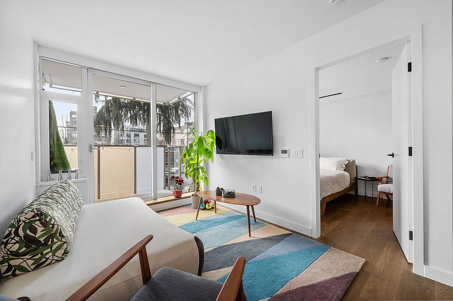 303 1365 Davie Street Vancouver, BC - 7