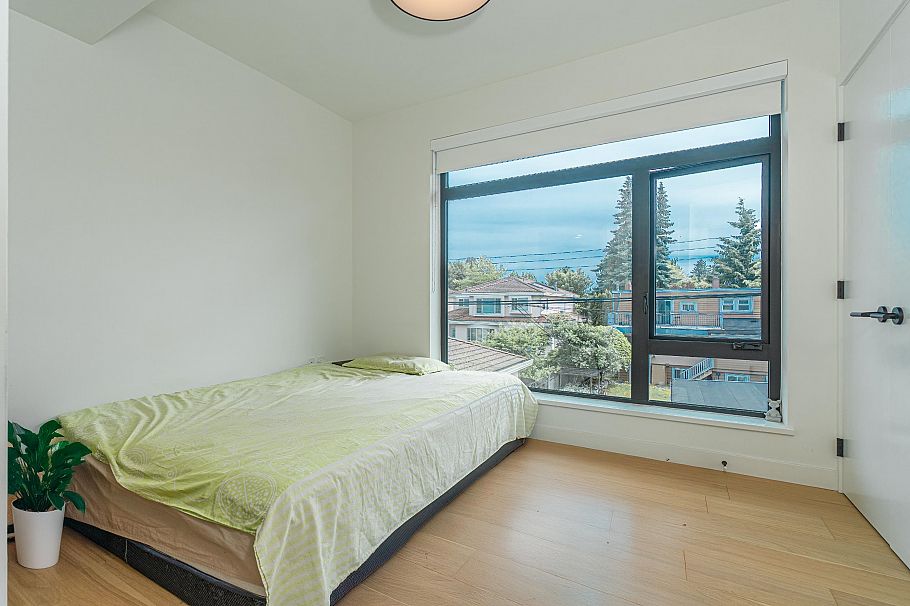 12 6778 Oak Street Vancouver, BC - 27