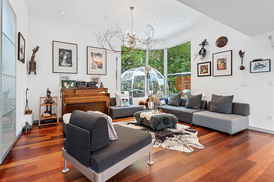 4527 Strathcona Road North Vancouver, BC - 9