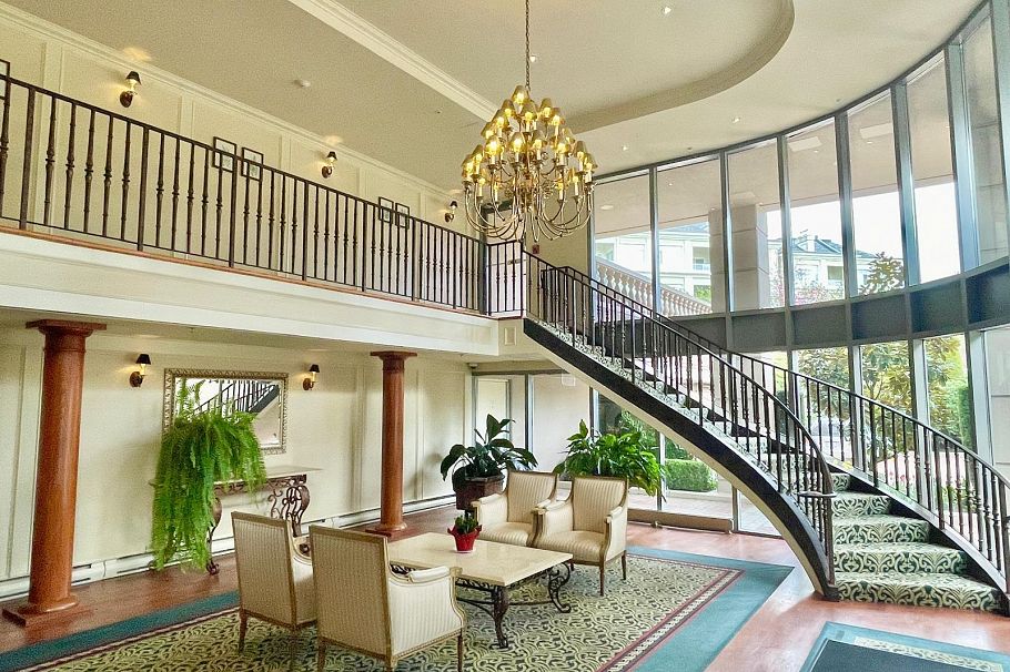 707 5775 Hampton Place Vancouver, BC - 9