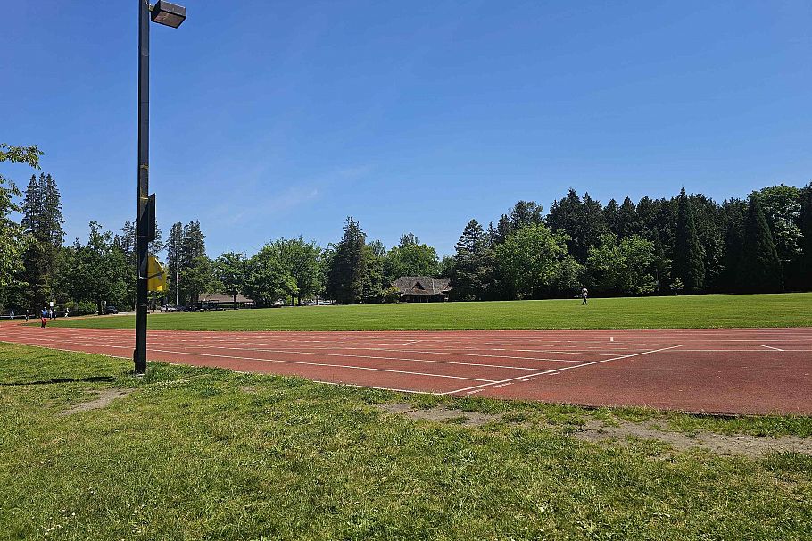 6128 St. Catherines Street Vancouver, BC - 7