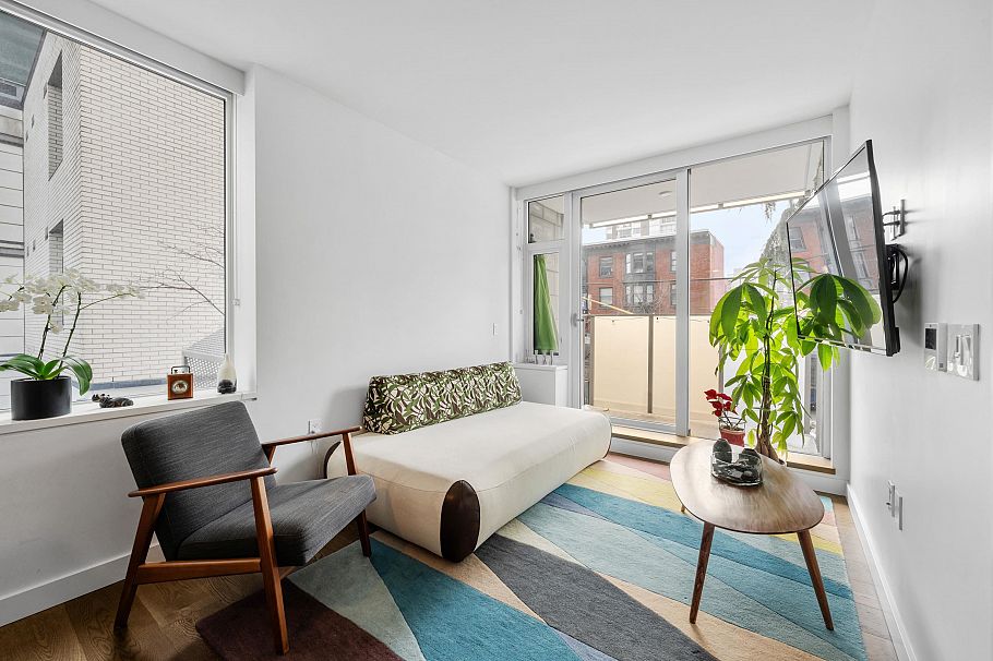 303 1365 Davie Street Vancouver, BC - 8