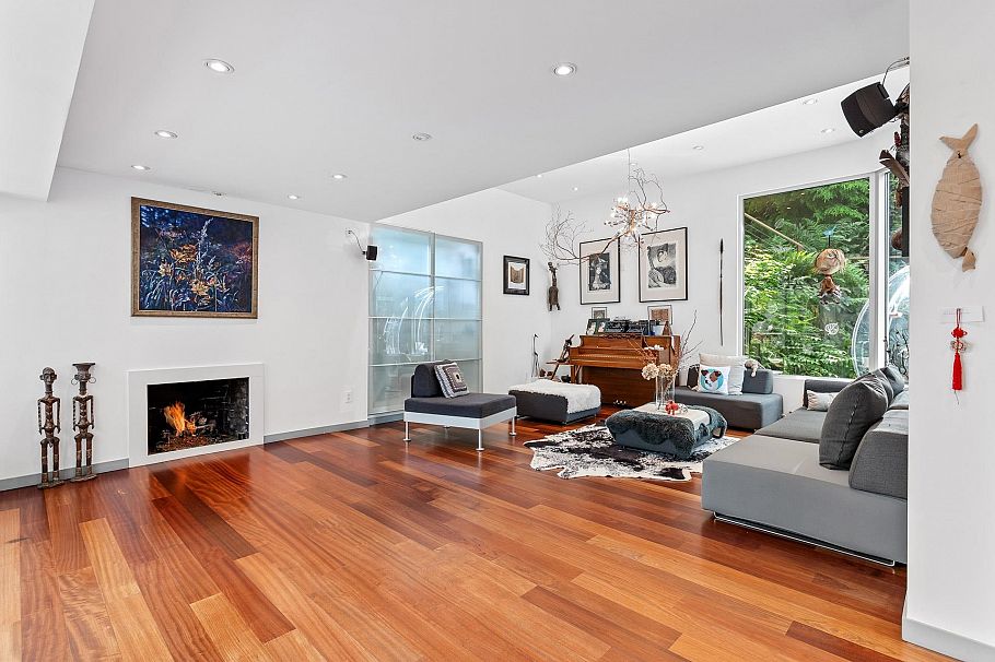 4527 Strathcona Road North Vancouver, BC - 8