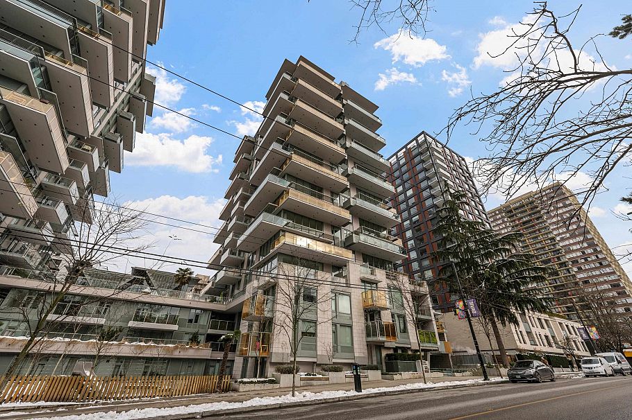 303 1365 Davie Street Vancouver, BC - 26
