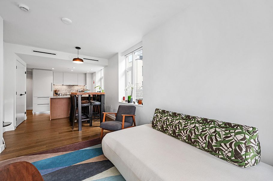 303 1365 Davie Street Vancouver, BC - 10