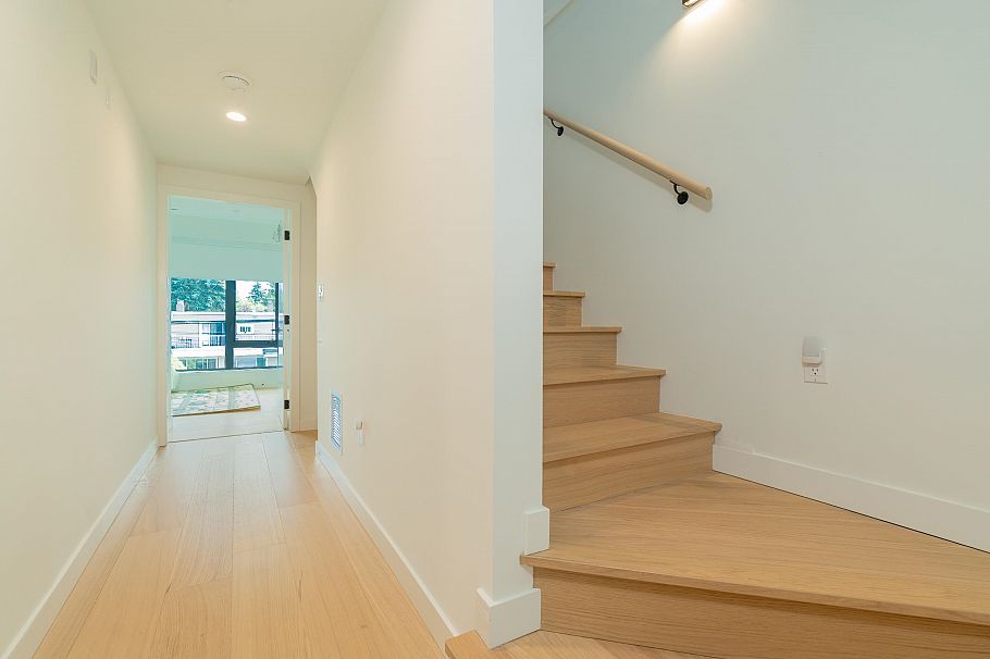 12 6778 Oak Street Vancouver, BC - 26