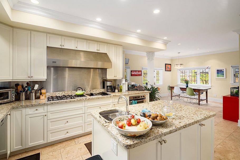 1678 Somerset Crescent Vancouver, BC - 16