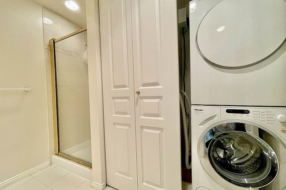 707 5775 Hampton Place Vancouver, BC - 16