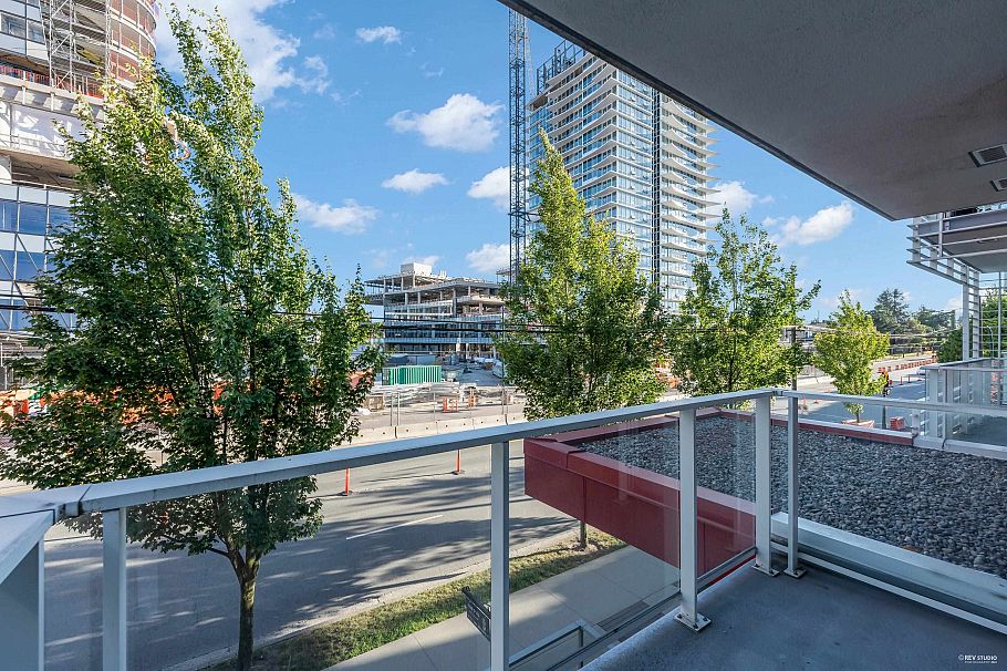 211 677 W 41st Avenue Vancouver, BC - 14