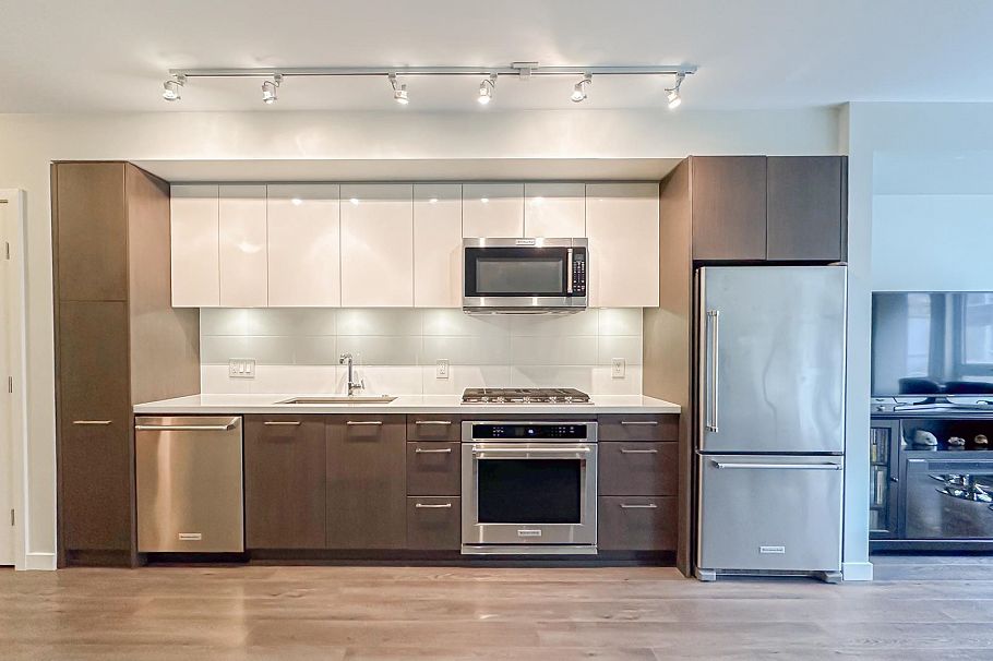 503 384 E 1st Avenue Vancouver, BC - 9