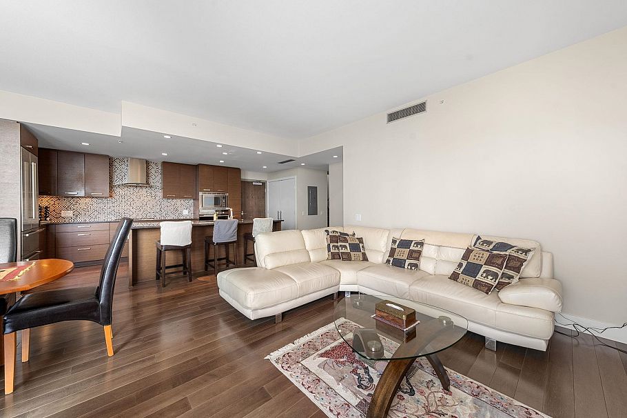 501 210 W 13th Street North Vancouver, BC - 7