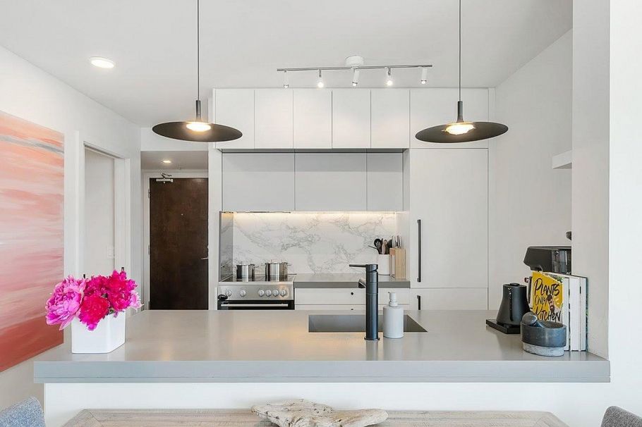 1002 58 Keefer Place Vancouver, BC - 4