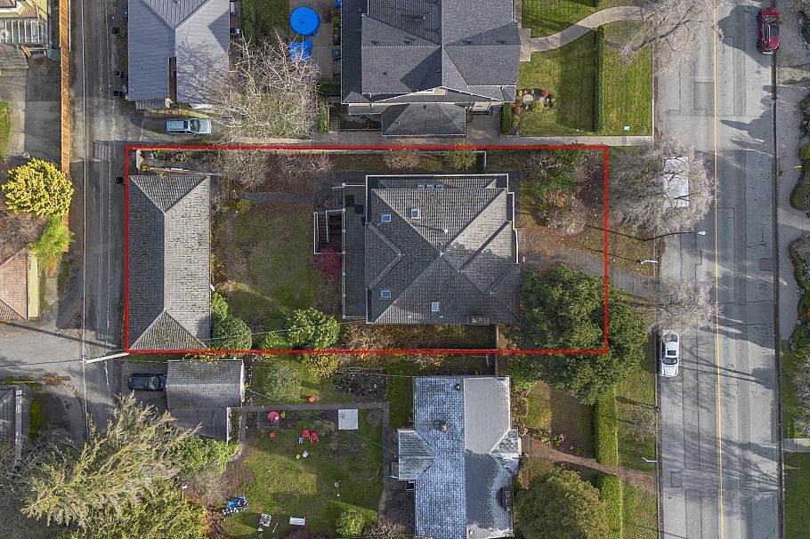 2123 W 57th Avenue Vancouver, BC - 6