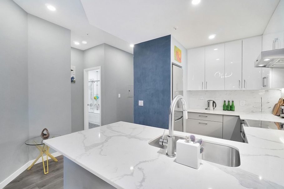 306 630 Roche Point Drive North Vancouver, BC - 5