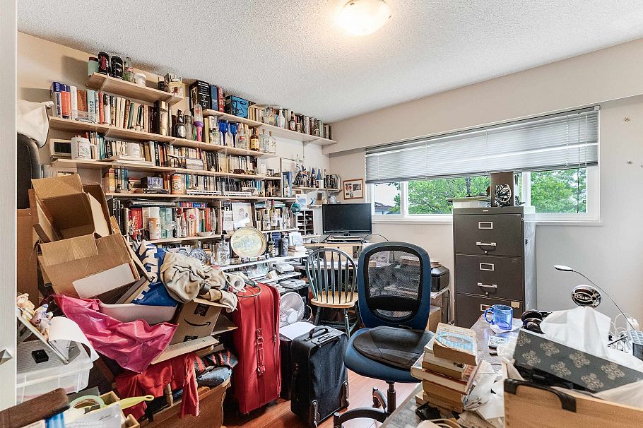 319 E 64th Avenue Vancouver, BC - 8