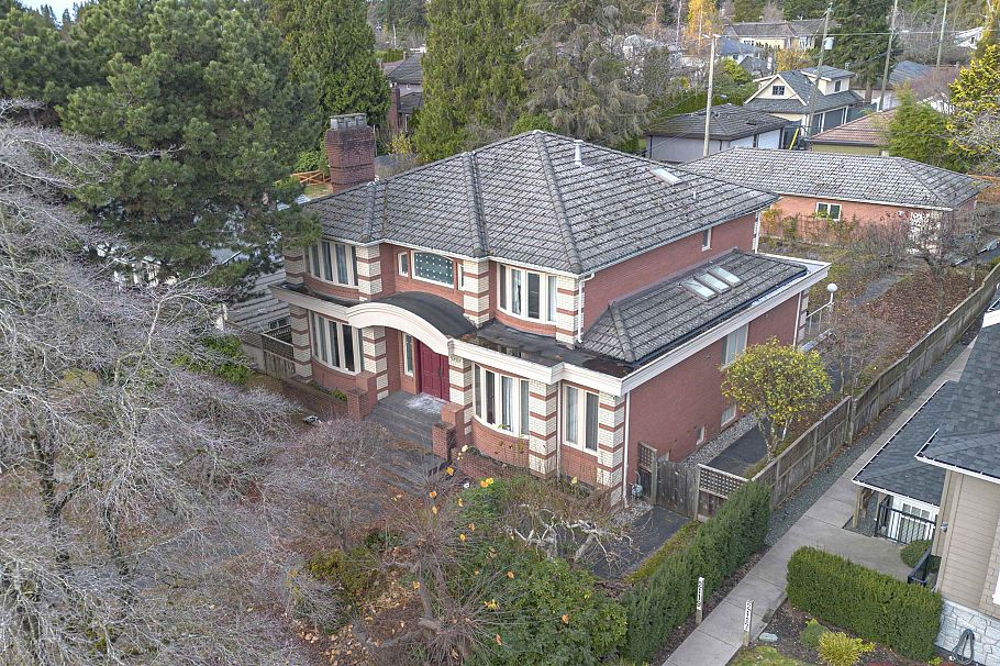 2123 W 57th Avenue Vancouver, BC - 6