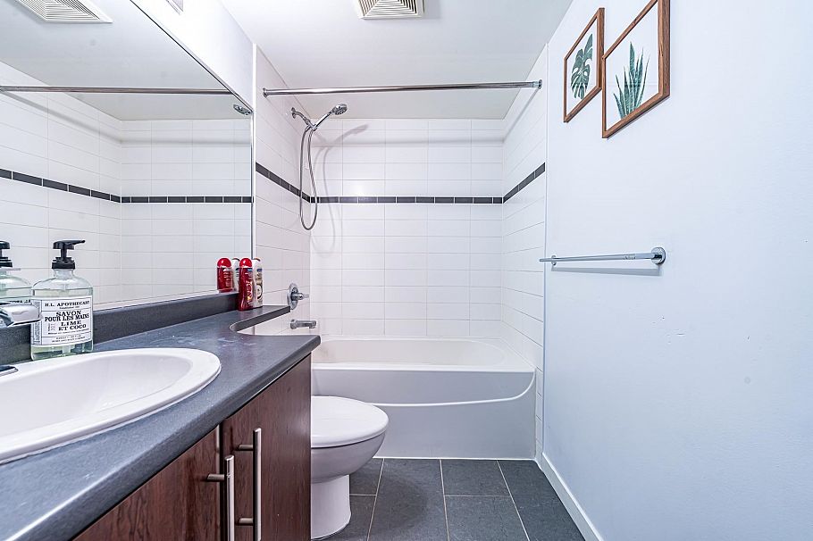 607 618 Abbott Street Vancouver, BC - 16