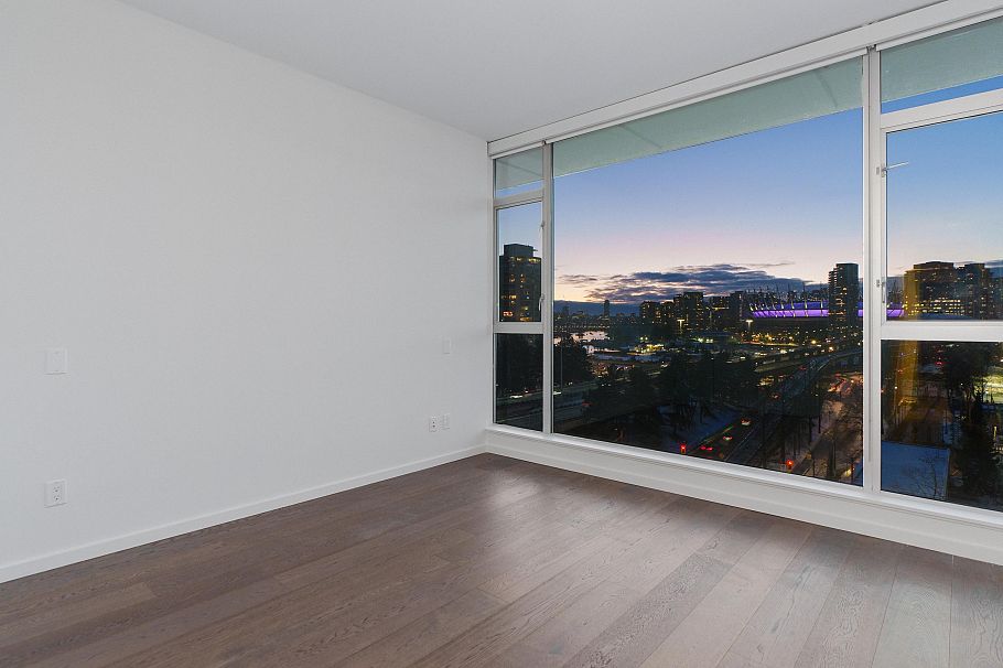 801 221 Union Street Vancouver, BC - 17