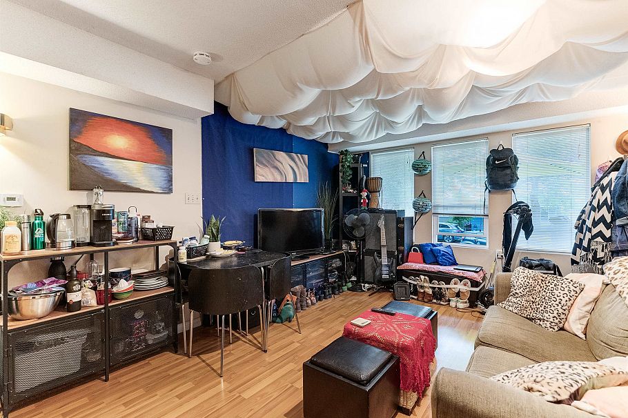 319 E 64th Avenue Vancouver, BC - 16