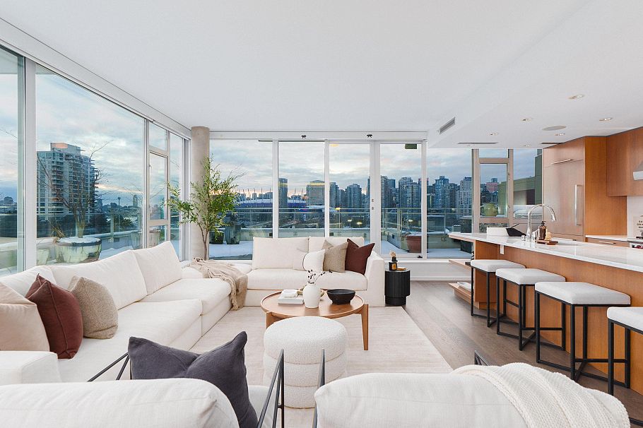 801 221 Union Street Vancouver, BC - 5