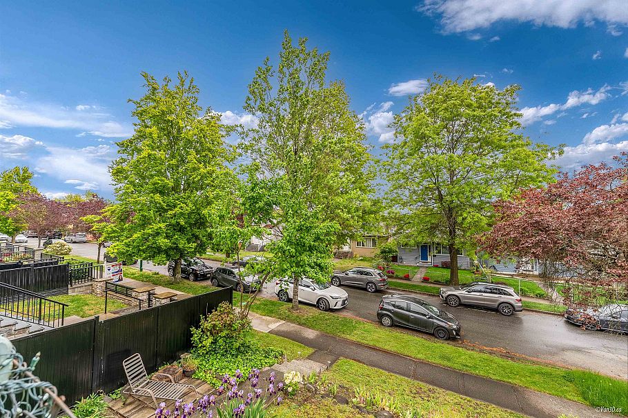 319 E 64th Avenue Vancouver, BC - 12