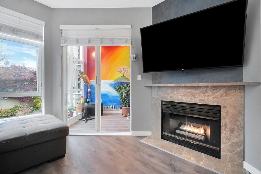 306 630 Roche Point Drive North Vancouver, BC - 17